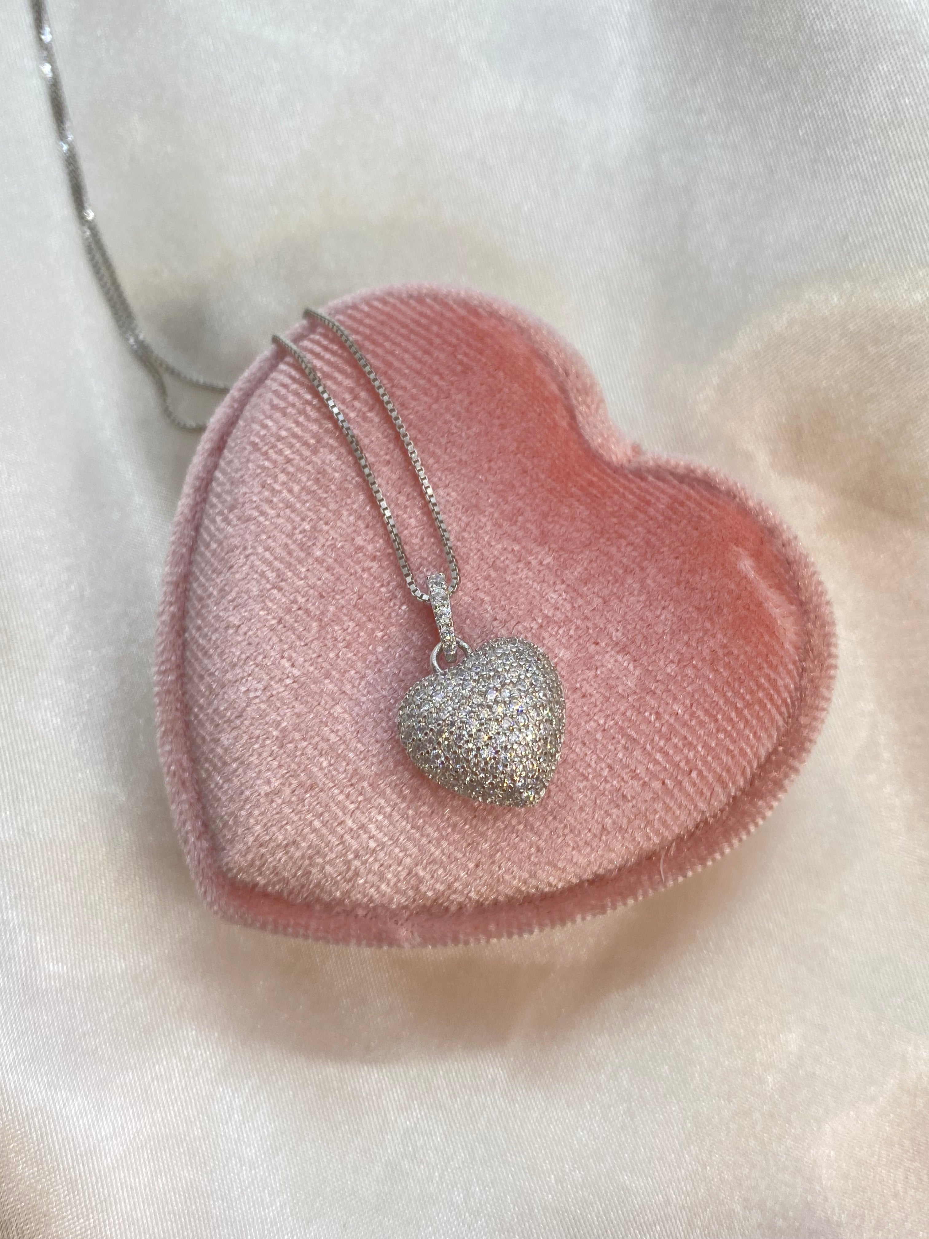 Collana con cuore pavé