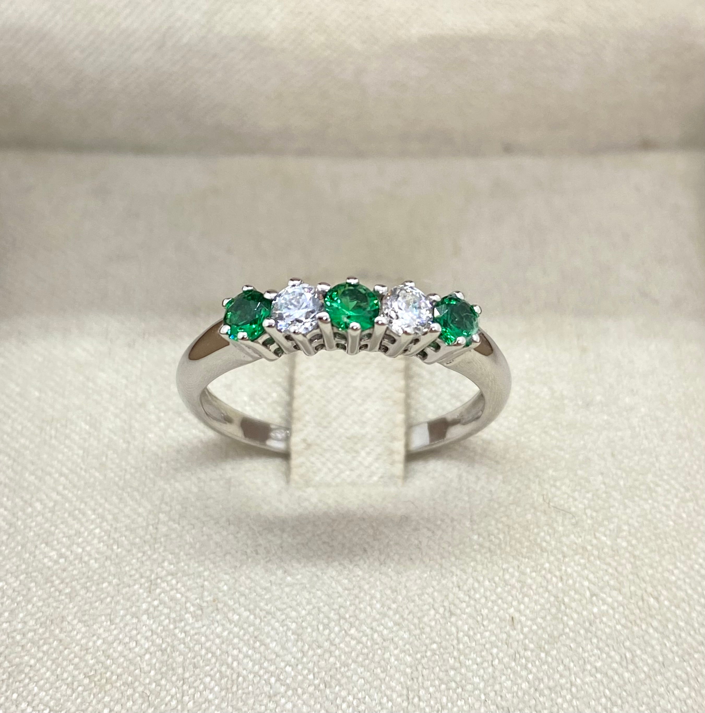 Anello semi Veretta verde smeraldo alternata