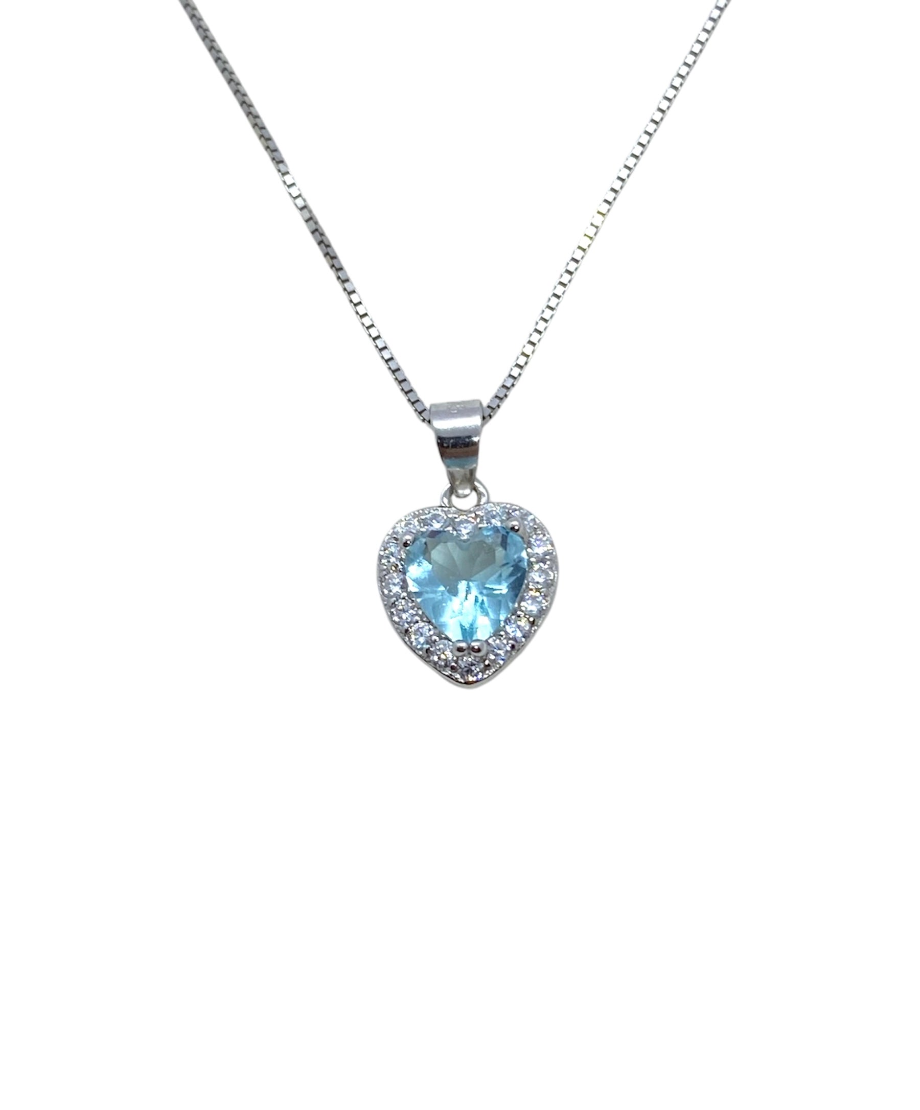 Collana cuore azzurro luminoso