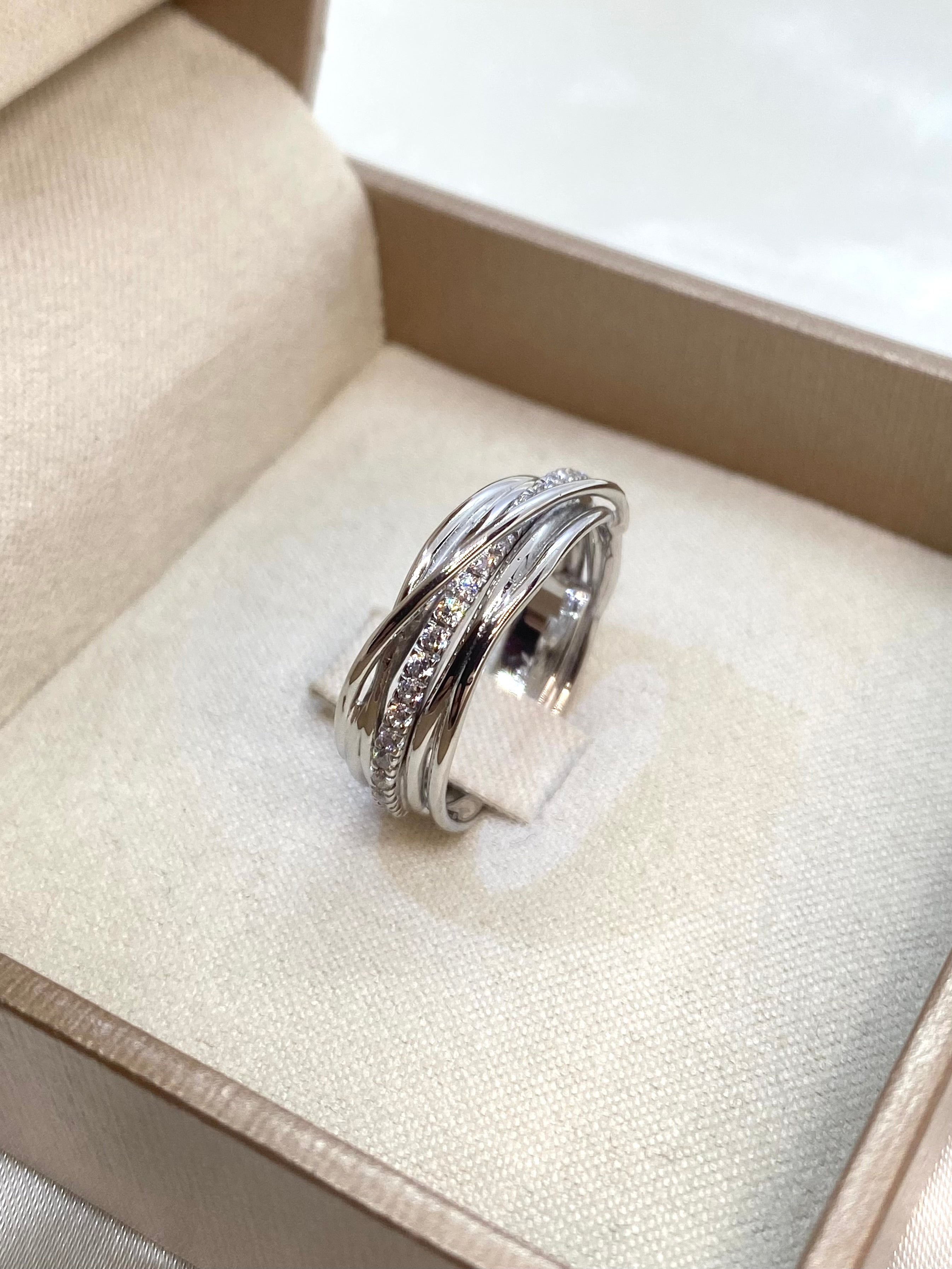 Thread of life ring