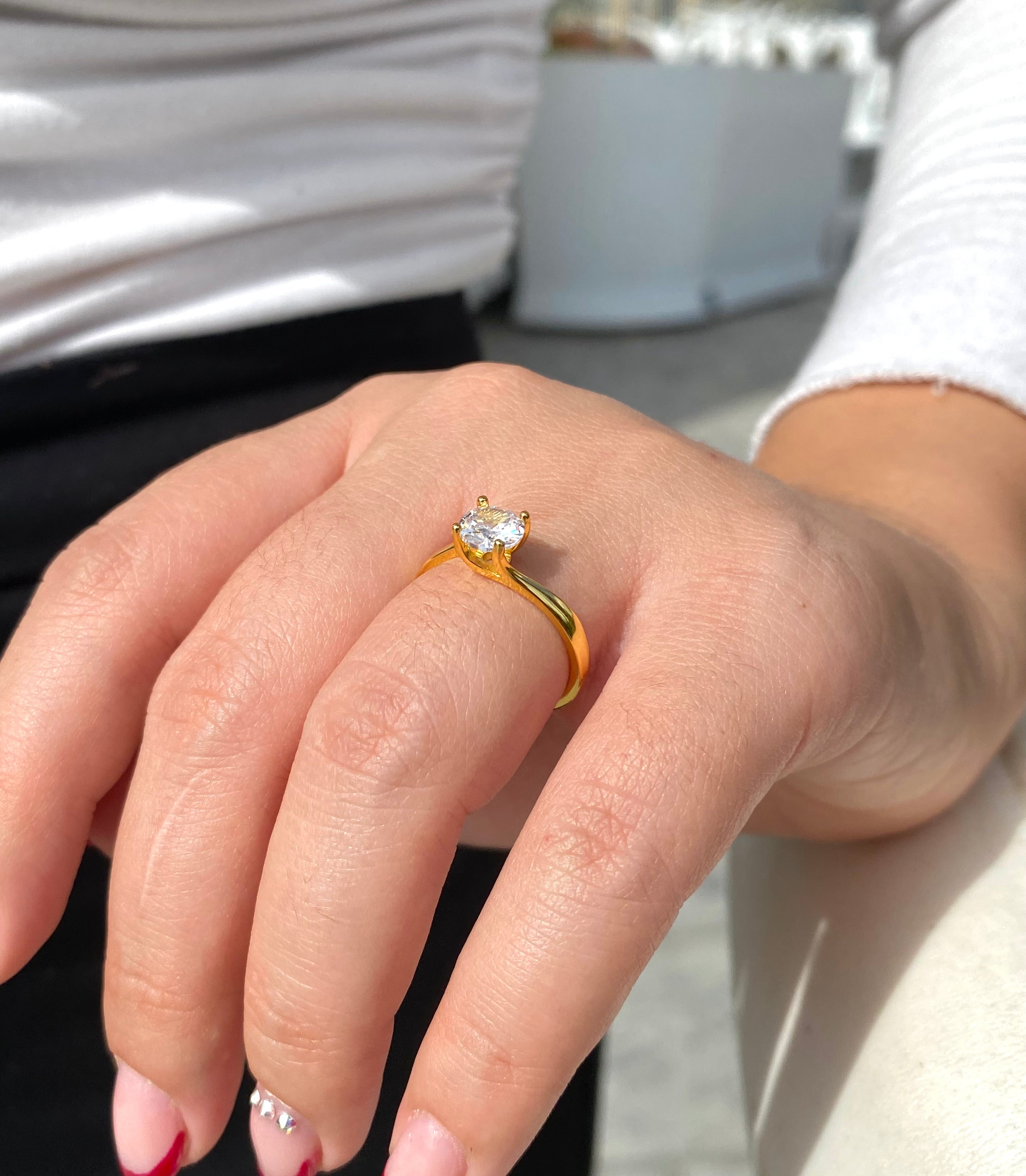 Valentino solitaire ring