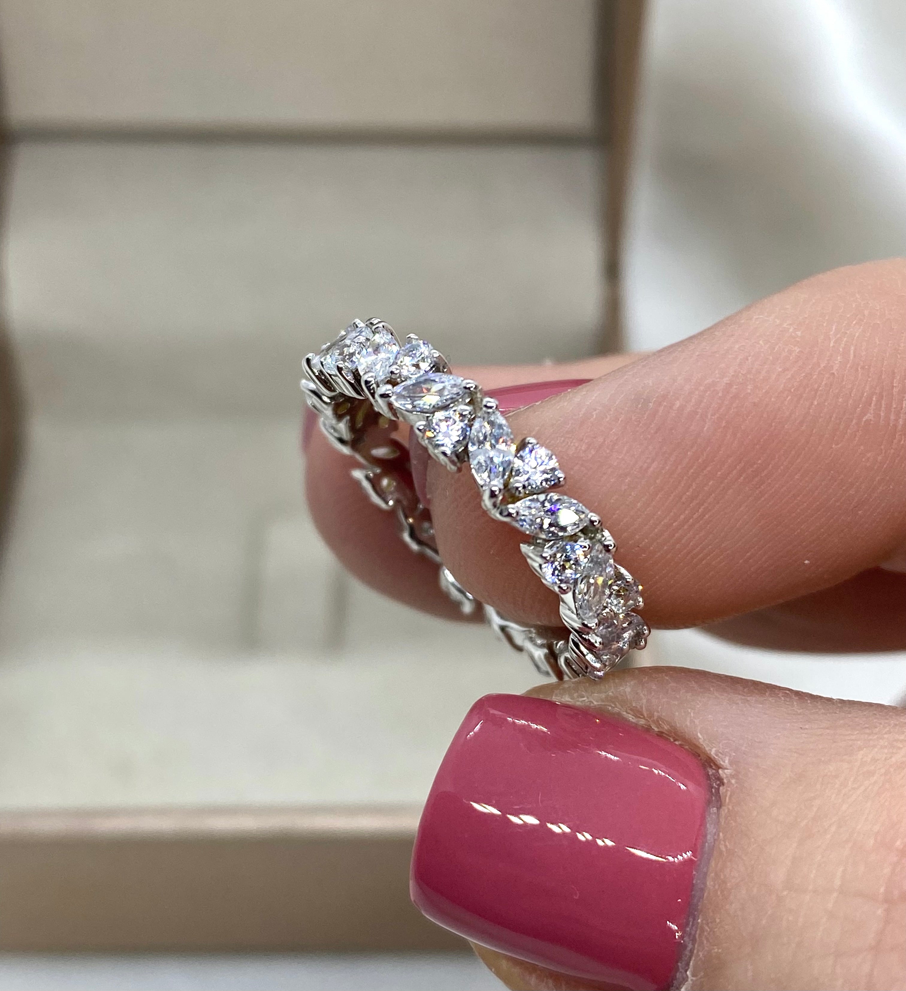 Deluxe Veretta ring
