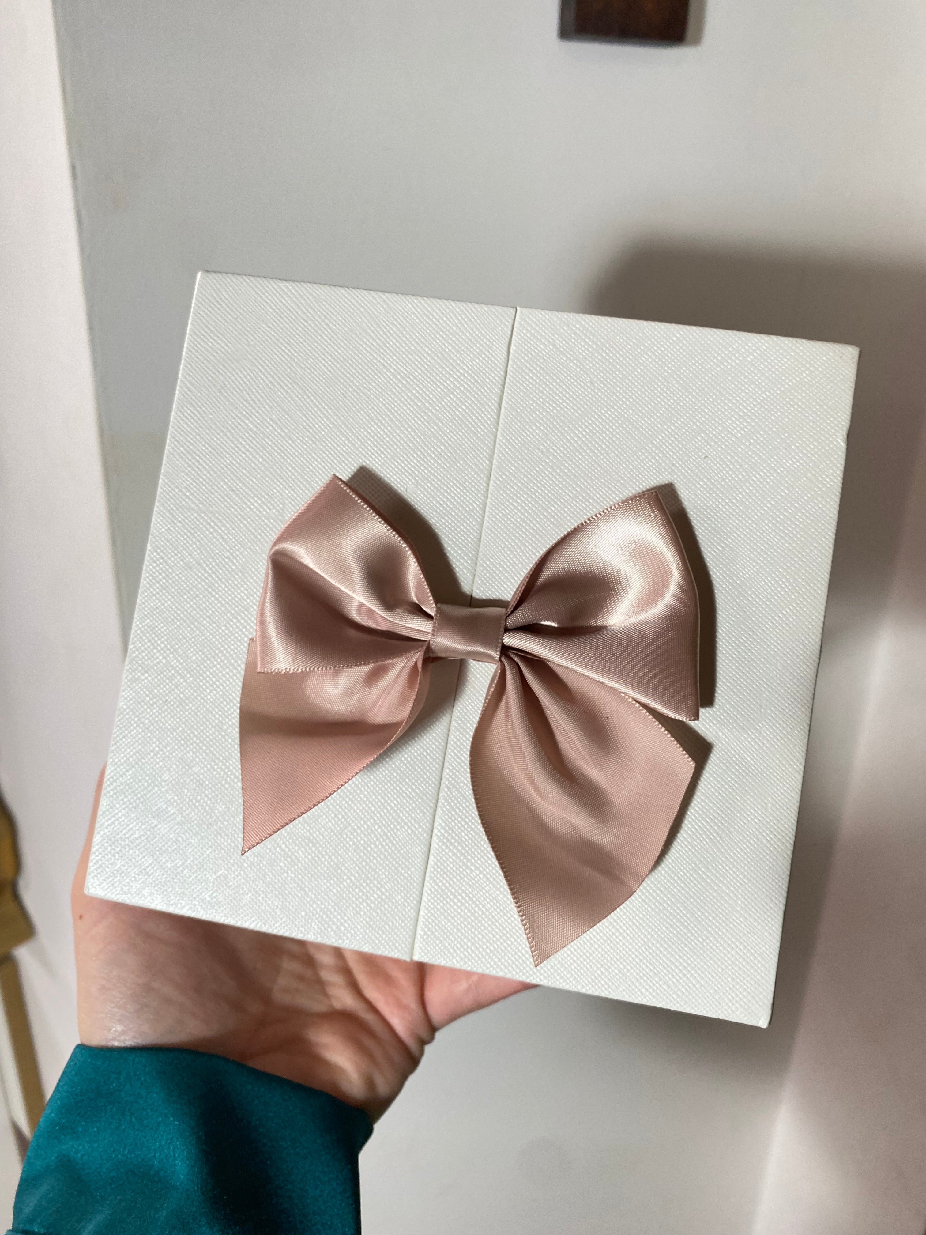 Boxing gift