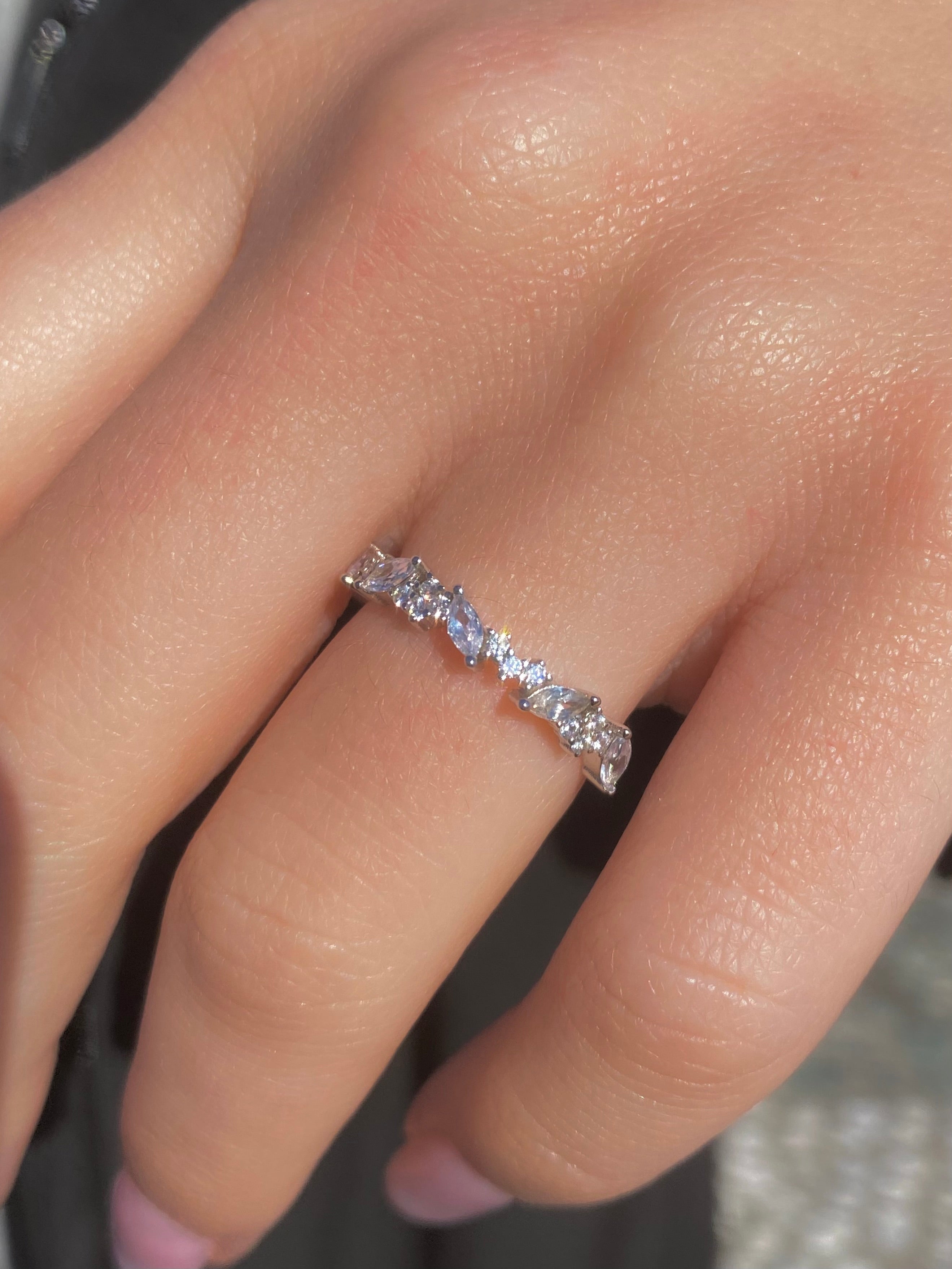 Comet ring