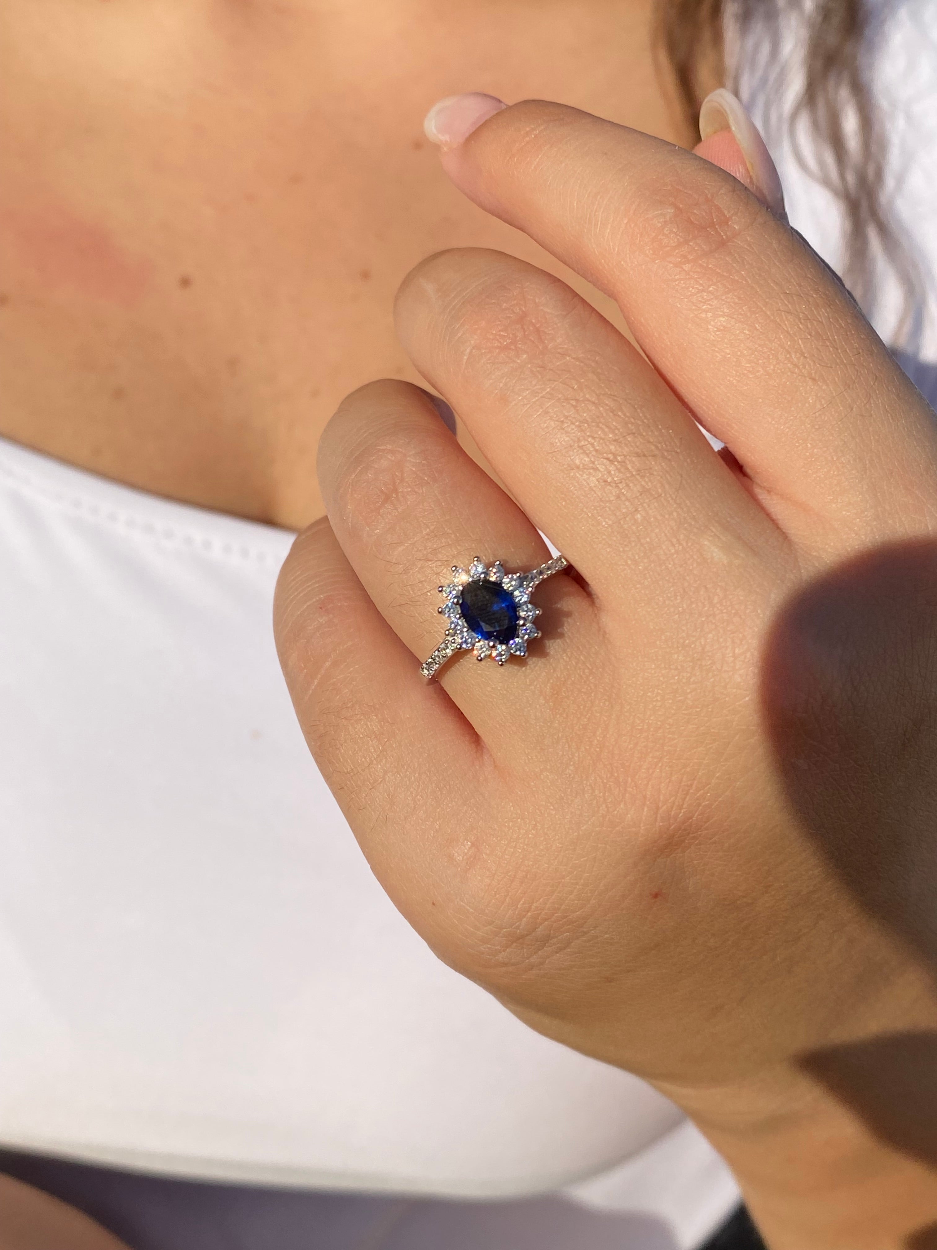Kate luxury ring