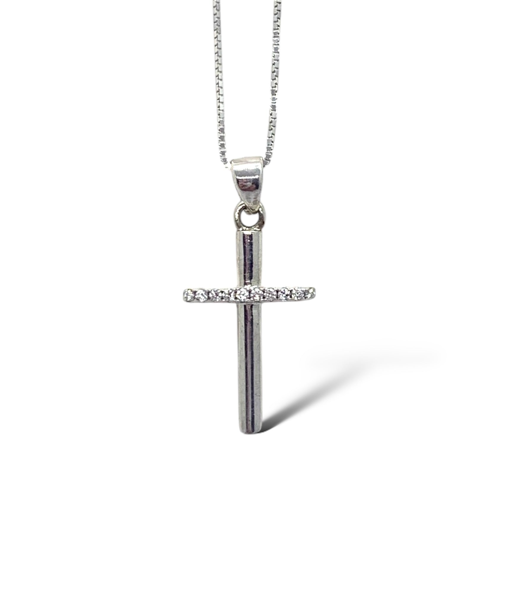Collana croce tridimensionale con fila di pietre luminose