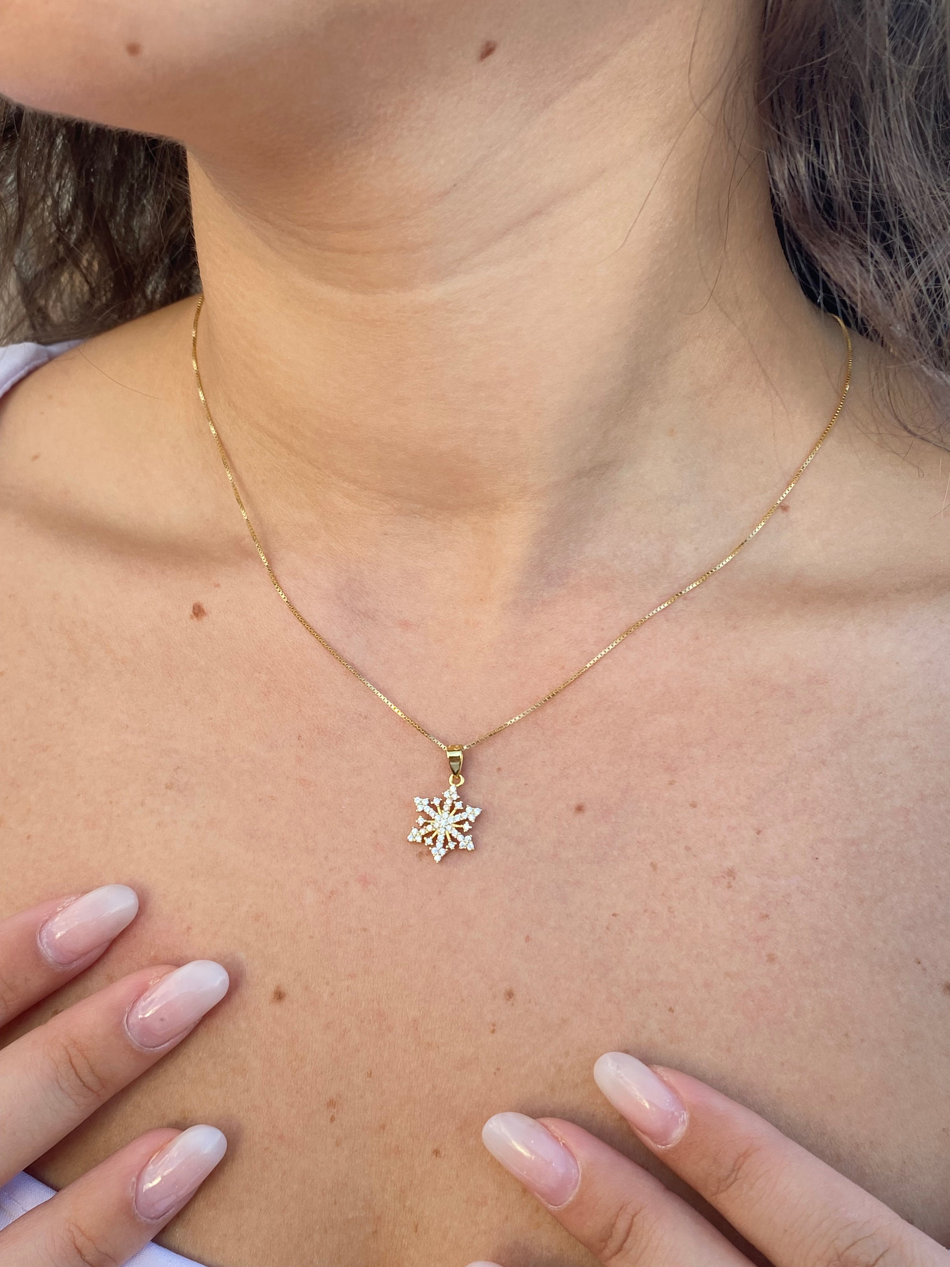 Snowflake necklace