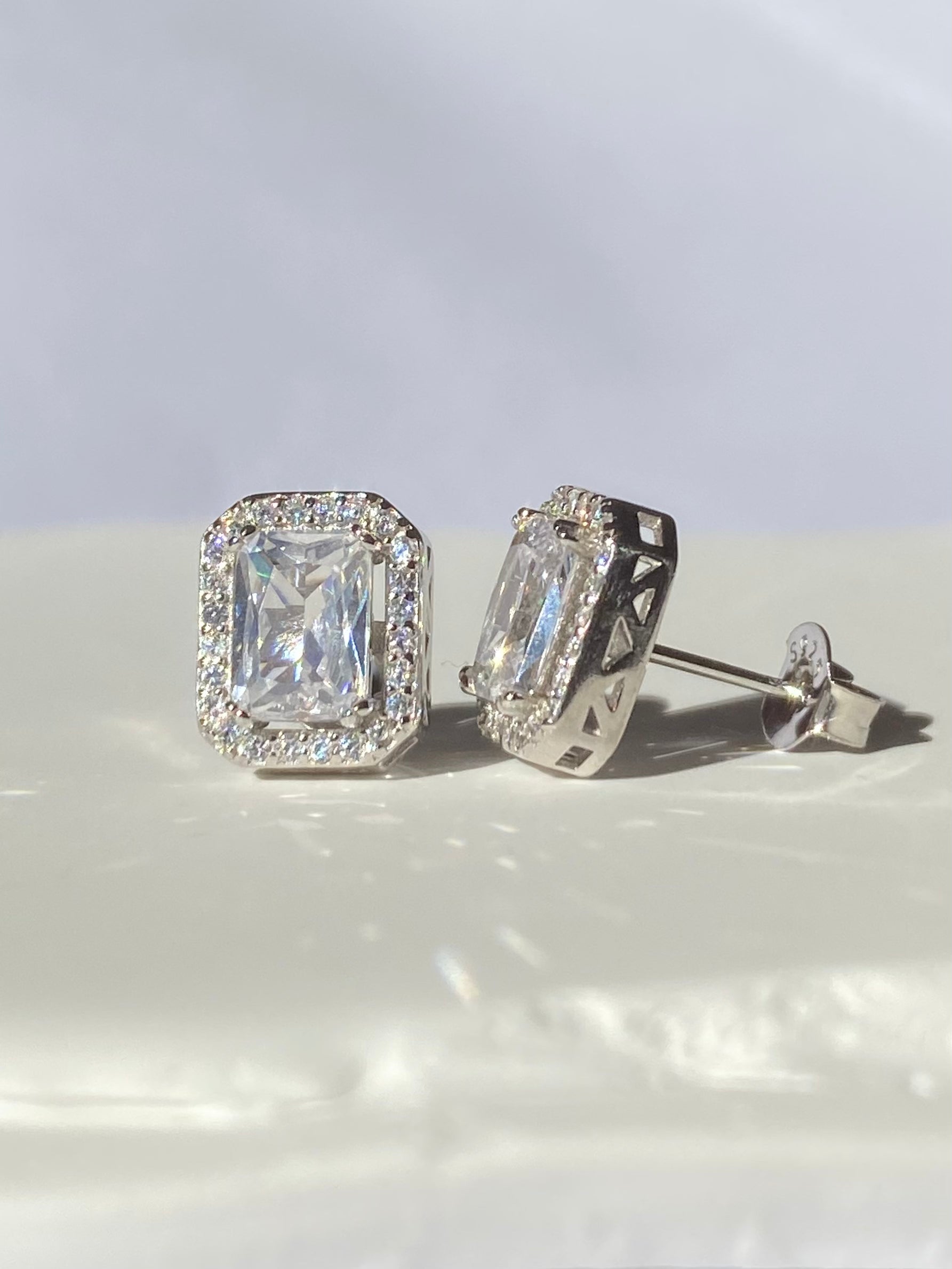 Rectangular pavé earrings