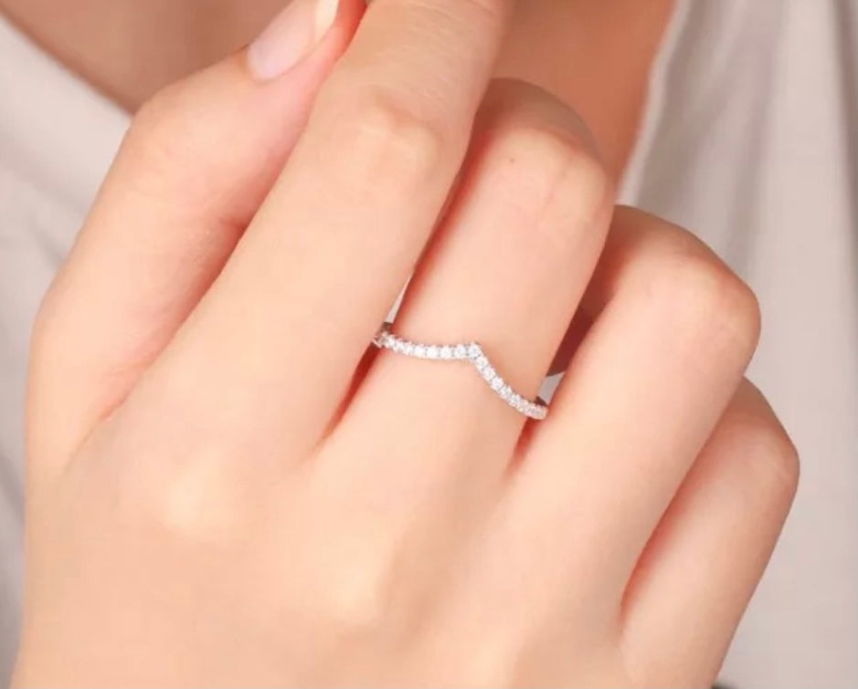 Luminous tiara ring