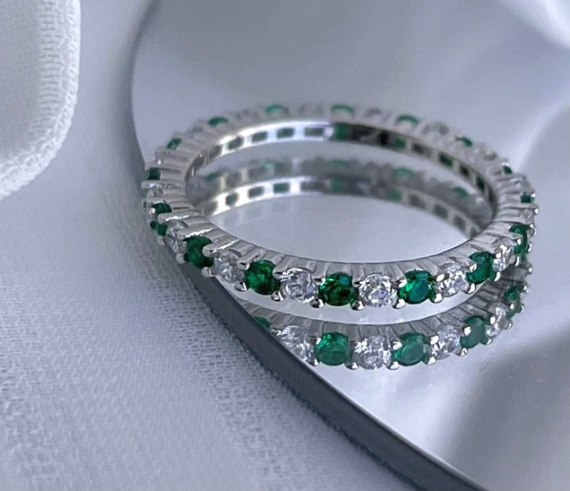 Two-tone band